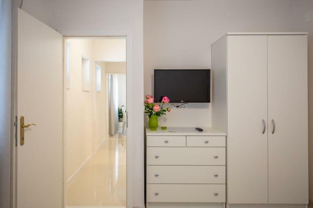 Tatijana Holiday Apartments Макарська Екстер'єр фото